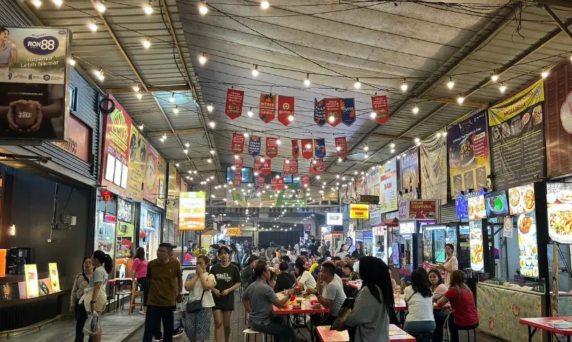 Fenomena Night Market:Jajanan Kaki Lima Sekarang Lebih Hits dari Resto Mall
