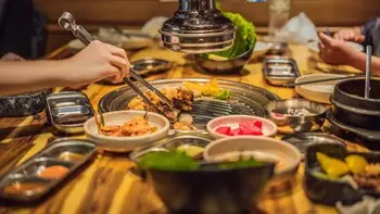 Bekasi Foodie Hunt: Kuliner Hits di Summarecon & Pakuwon Mall